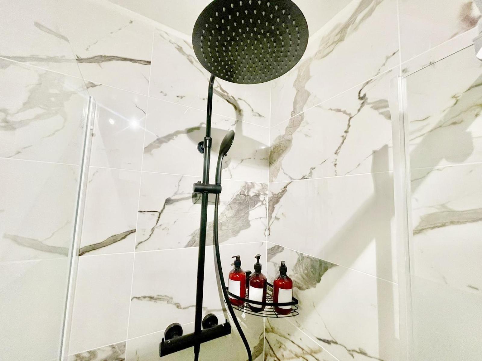 Chic Oasis In Rouen 아파트 외부 사진